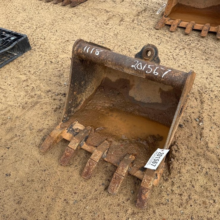 TAG 24" EXCAVATOR BUCKET