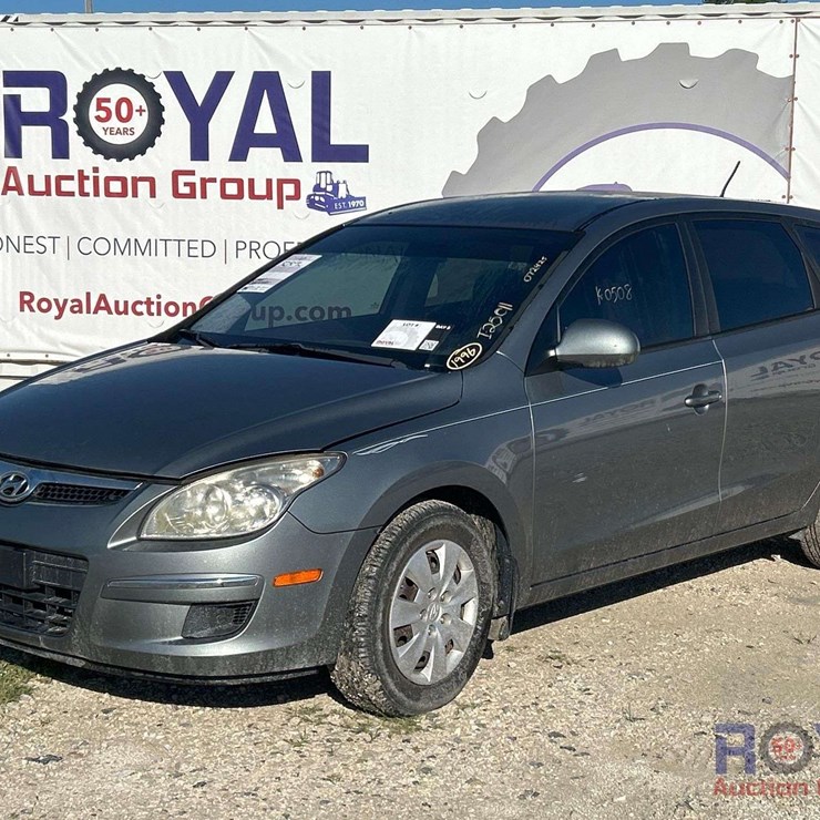2010 Hyundai Elantra Touring Sedan