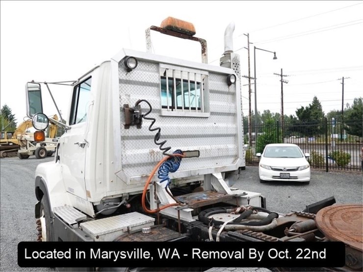 1990-ford-l9000-image-29