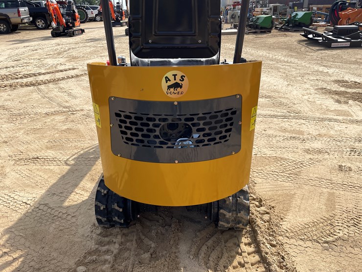 #202-•-new-rt12r-mini-excavator-image-14