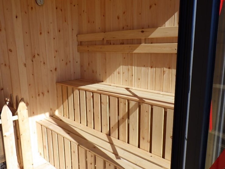 sauna-room-7'x9'-image-10