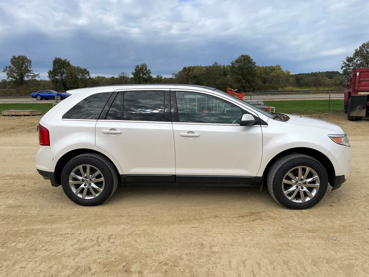 2011-ford-edge-image-4
