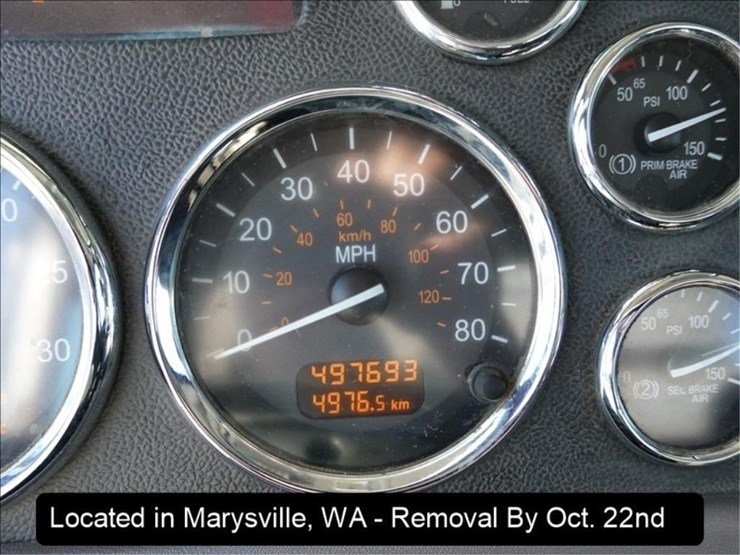 2015-peterbilt-367-image-30