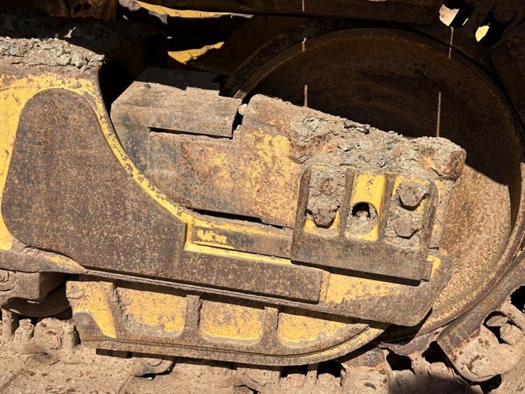 2014-komatsu-d39px-image-58