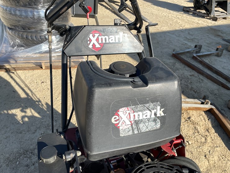 #1908-•-ex-mark-walk-behind-commercial-mower-image-9