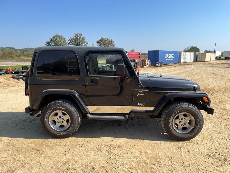 2000-jeep-wrangler-sport-image-4