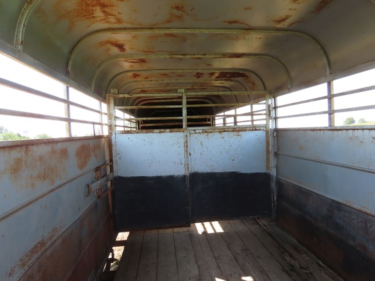 1991-calico-trails-20-ft.-gooseneck-stock-trailer-image-8