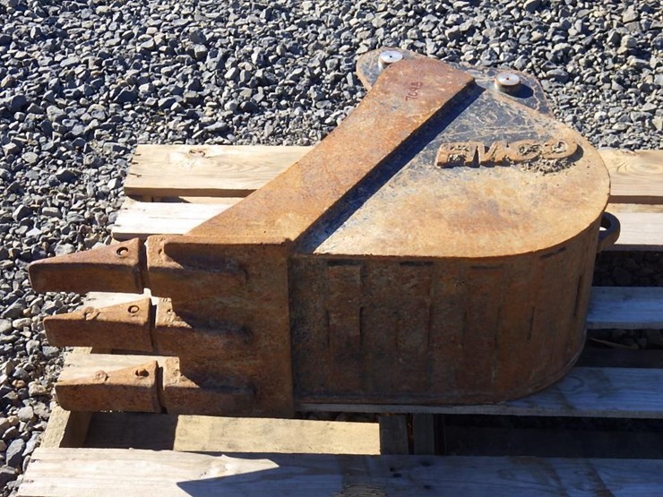 fmco-excavator-diggin-bucket-image-1