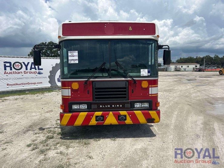 2001-blue-bird-commercial-portable-office-bus-image-27