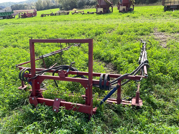 #4450-•-tine-ride-boom-sprayer-image-5