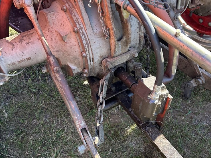 massey-ferguson-65-image-23