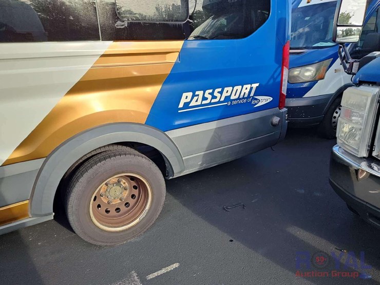 2017-ford-transit-image-40