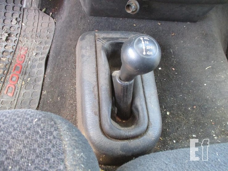 2004-dodge-ram-2500-image-9