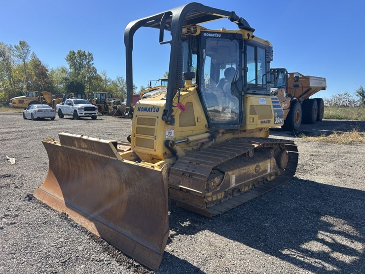 2014-komatsu-d39px-image-1