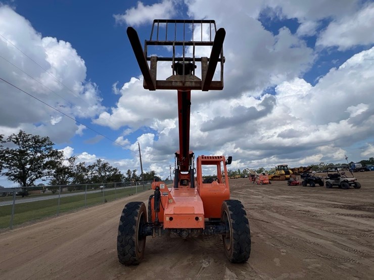 2016-jlg-6036-telescopic-forklift-image-7