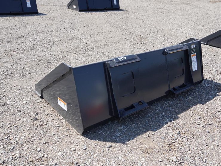 #2530-•-new-skid-steer-track-duty-bucket-attachment-image-3