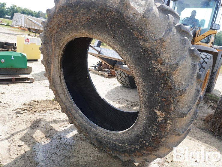 20.8r42-tires-image-13