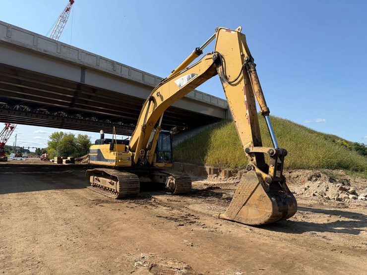 caterpillar-345b-image-1