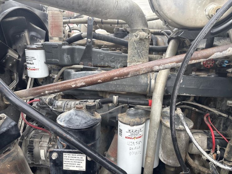 mack-rd688s-image-16