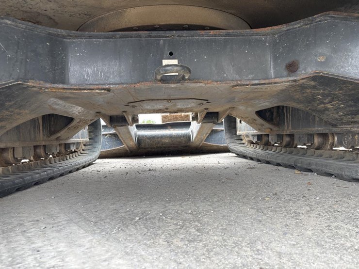 2019-bobcat-e85-image-66
