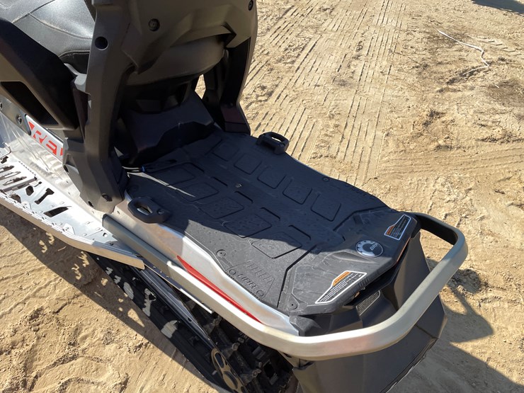 #1896-•-2020-ski-doo-grand-touring-600-snowmobile-(sells-with-bill-of-sale-only)-image-37