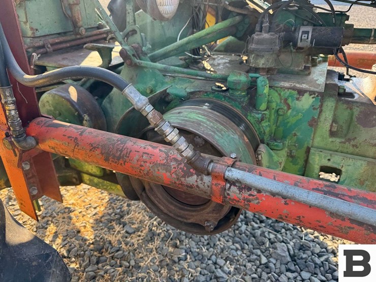 john-deere-630-image-36