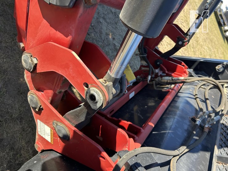 2016-case-ih-maxxum-140-image-28