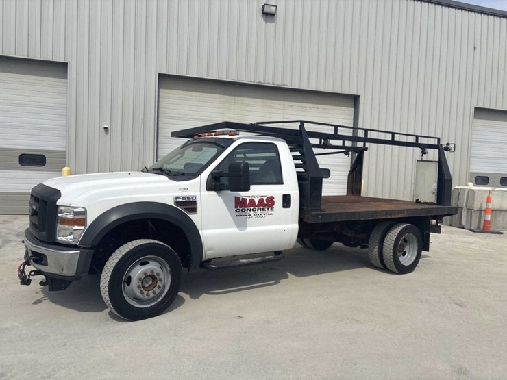 2008-ford-f550-image-1