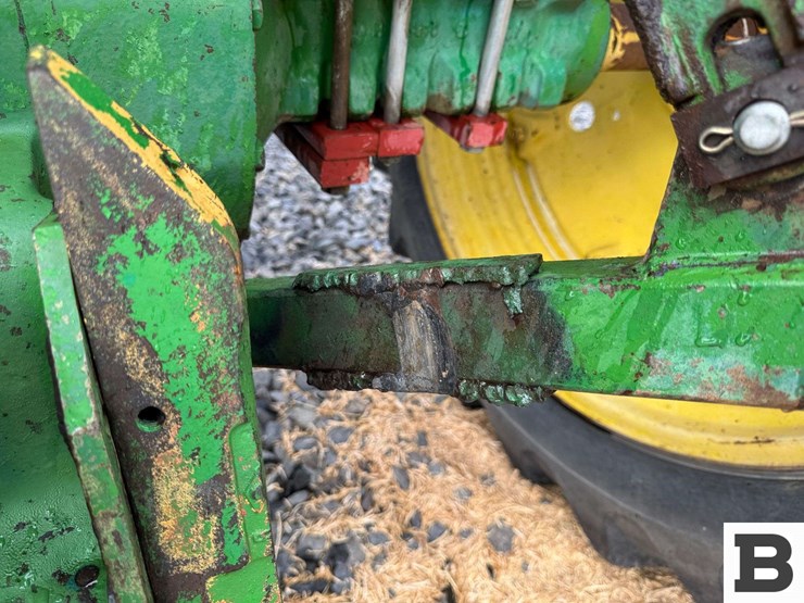 1976-john-deere-2640-image-39
