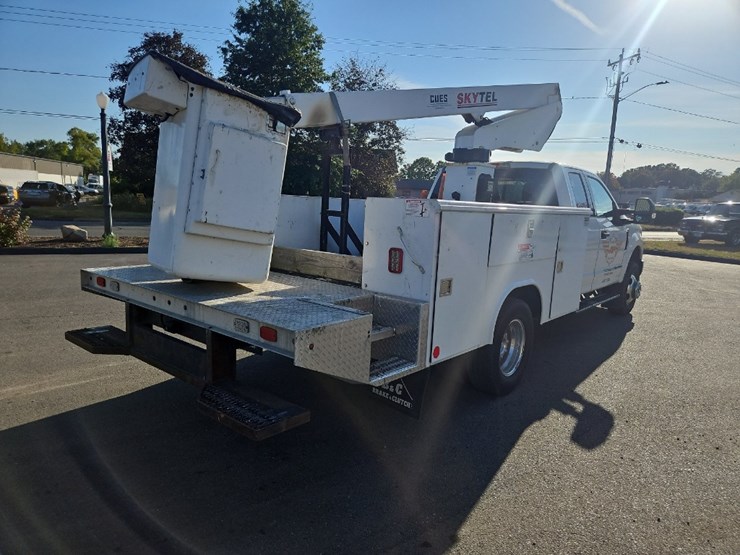 2018-ford-f350-xlt-image-5