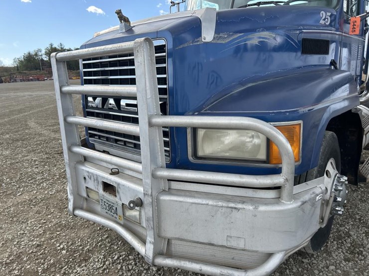 1997-mack-ch613-image-10