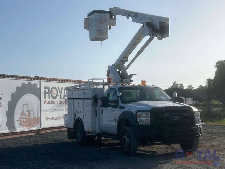 2014-ford-f550-image-2