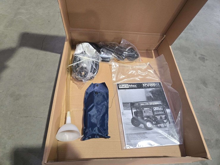 new/unused-duro-max-dual-fuel-xp12000hx-portable-generator-image-16
