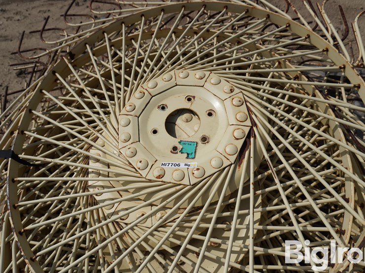 56"-wheel-rake-wheels-image-12