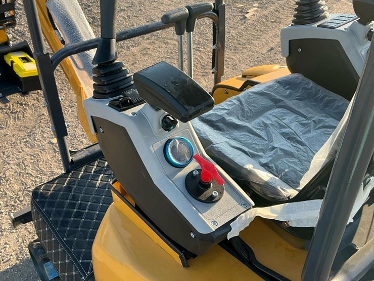 #1606-•-unused-sdle20-mini-excavator-image-26