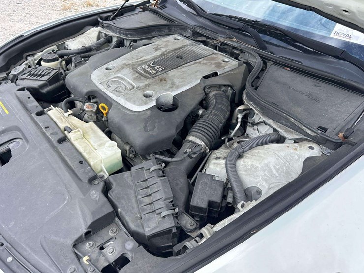 2013-infiniti-g37-coupe-image-8