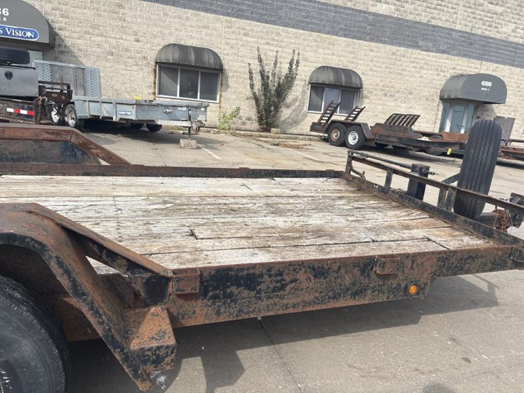 #5075-•-2004-b-&-b-18'-utility-trailer-image-17