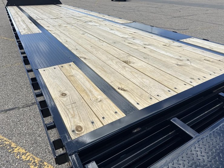 #1795-•-unused-2025-big-tex-14gn-gooseneck-trailer-image-15