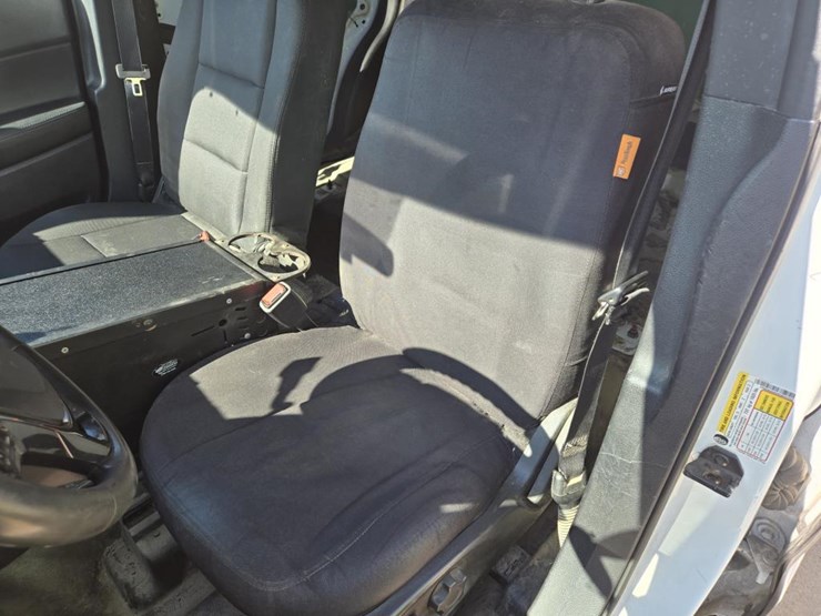 #1825-•-2019-ford-police-interceptor-suv-image-19