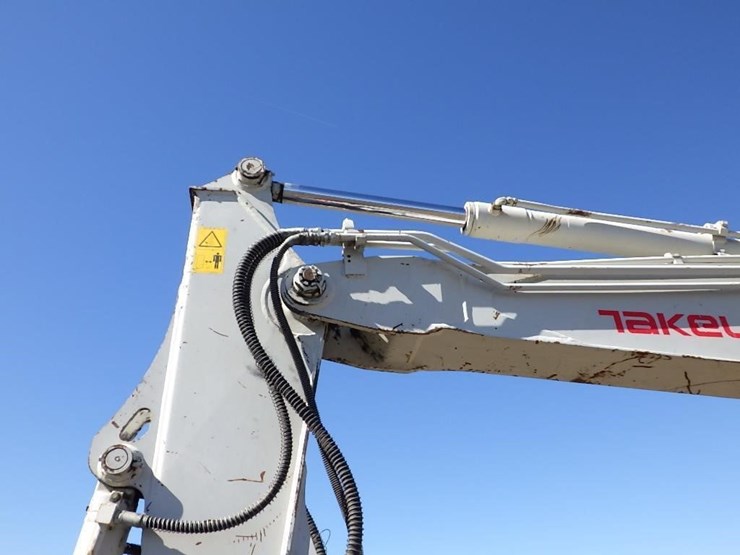 2017-takeuchi-tb290-image-13