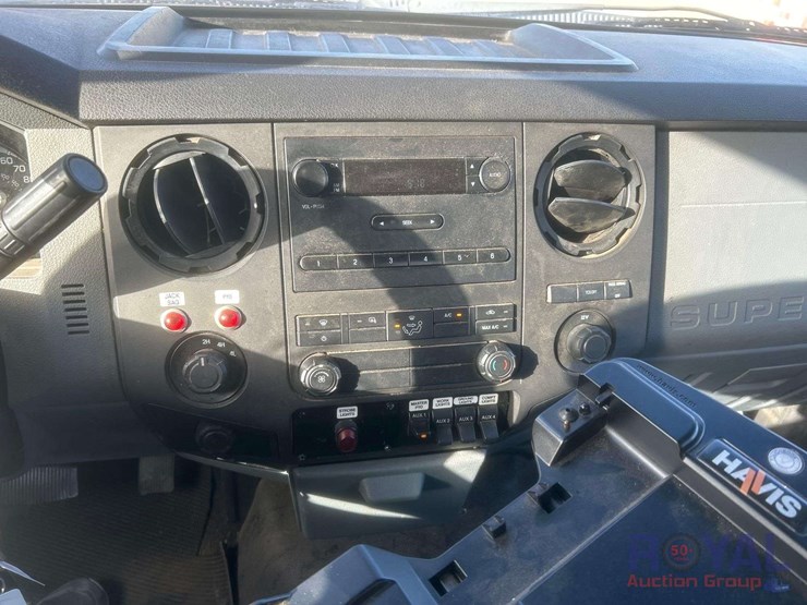 2014-ford-f550-image-11