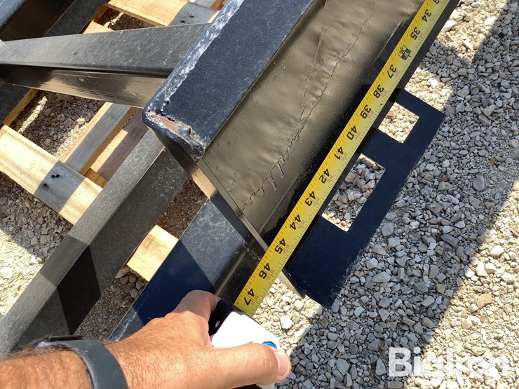 skid-steer-quick-attach-gravel-leveler-image-17
