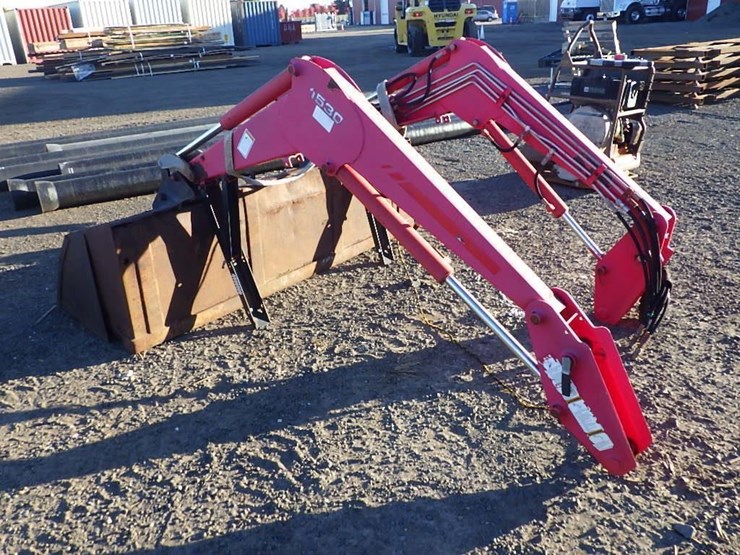 case-ih-l300-image-2