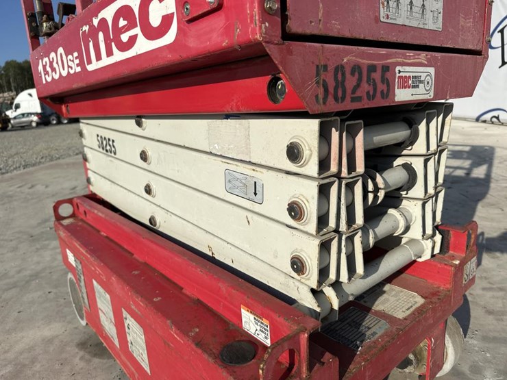 2018-mec-1330se-image-12