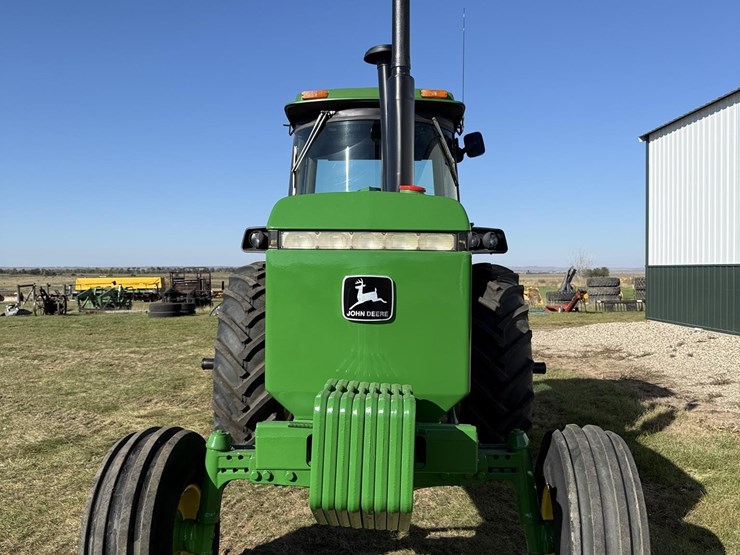 john-deere-4650-image-4