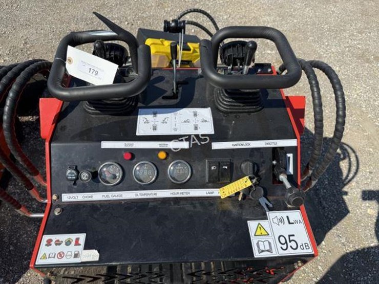#179-•-mini-skid-steer-loader---model:-36or-image-5