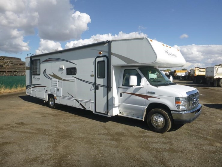 2014-ford-e450-image-3