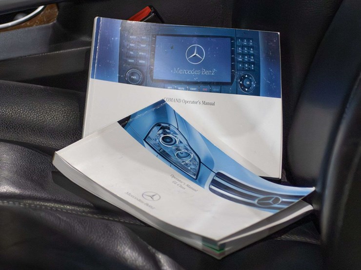 2008-mercedes-benz-gl-550-amg-suv-image-28