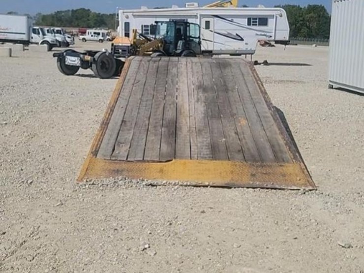 portable-loading-ramp-38068-image-3