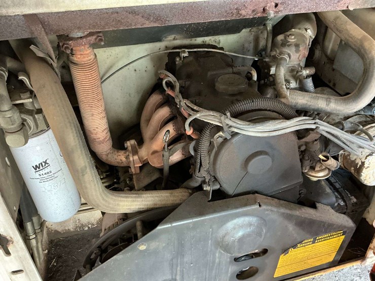 bobcat-642b-image-4